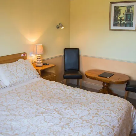 Algret House 4* Кілларні