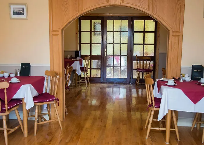 Algret House 4* 킬라니